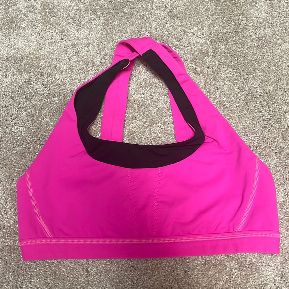 Lululemon stash it bra